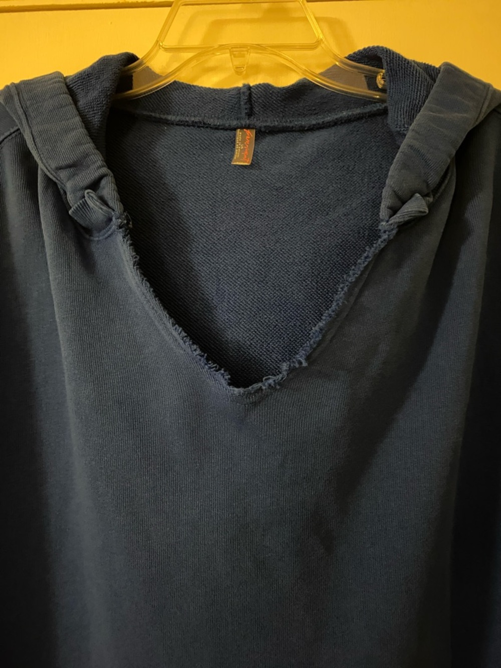 Free people Women’s Royal Blue Hoodie Sweater, front pocket, XL - Picture 2 of 5